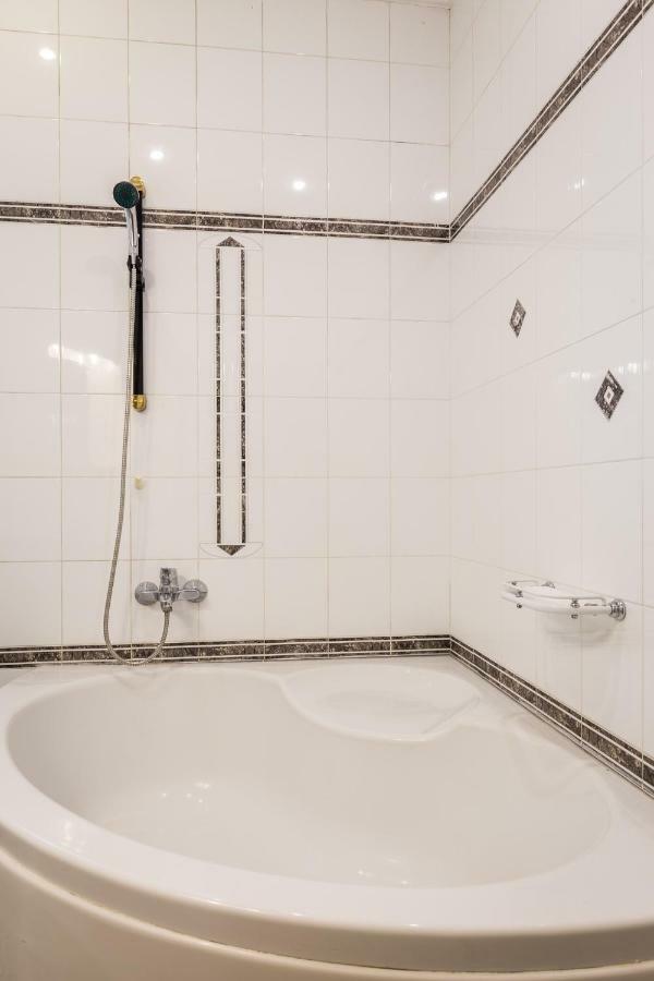 Classy 2 Bedroom Apartment Near Acropolis & Metro Athènes Extérieur photo