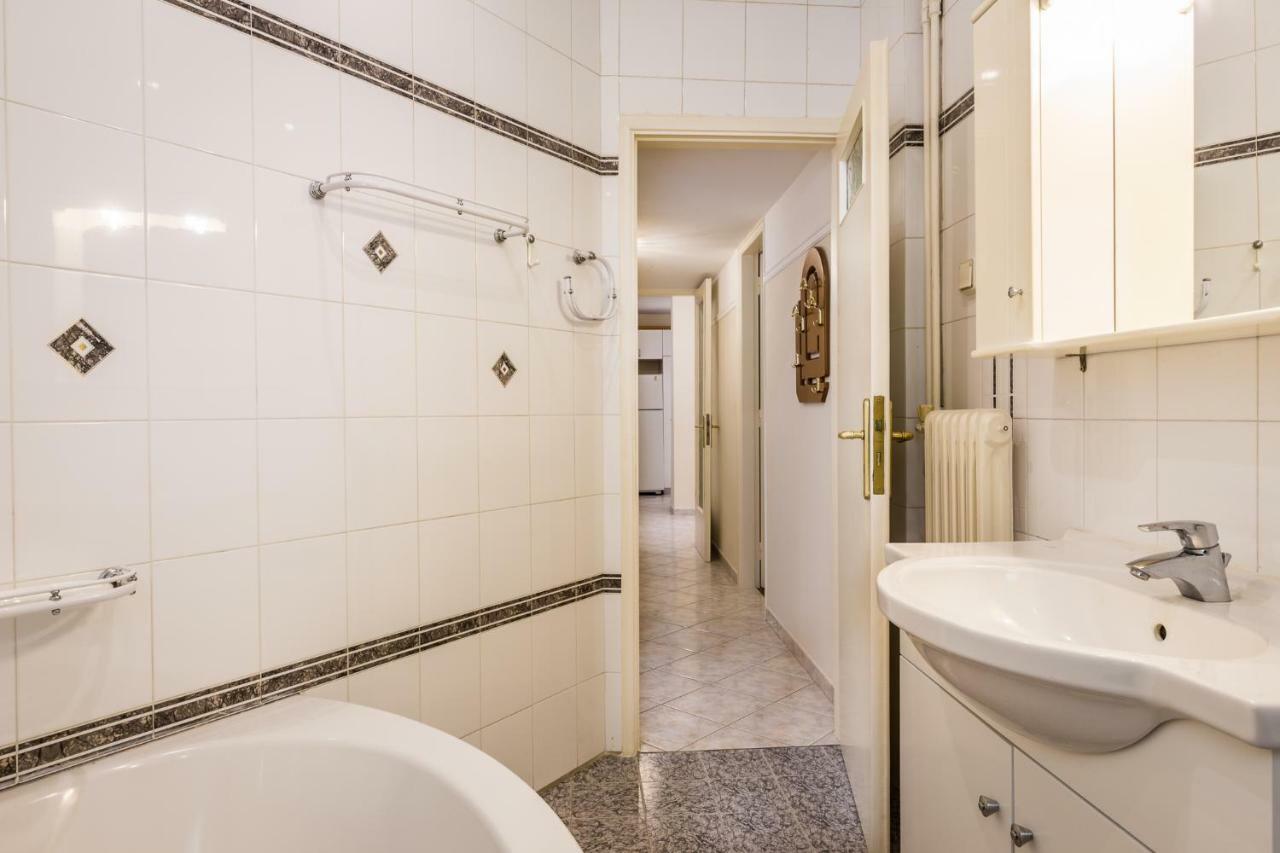 Classy 2 Bedroom Apartment Near Acropolis & Metro Athènes Extérieur photo
