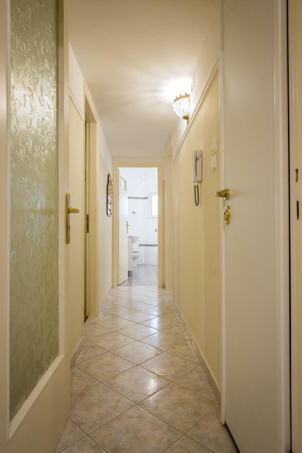Classy 2 Bedroom Apartment Near Acropolis & Metro Athènes Extérieur photo