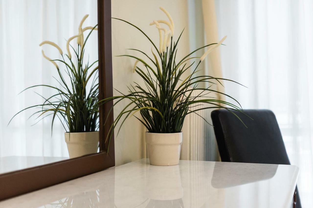 Classy 2 Bedroom Apartment Near Acropolis & Metro Athènes Extérieur photo